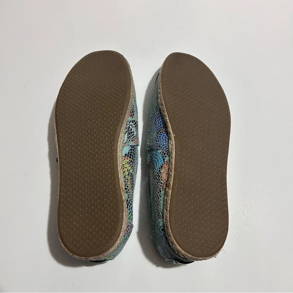 Toms Blue and Pink Espadrilles‎ Slip-On Shoes